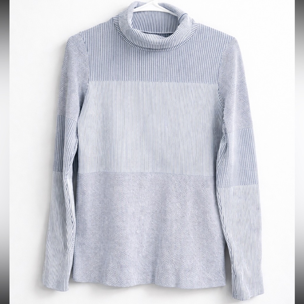 Athleta Ribbed Mock Neck Long Sleeve Top Gray Stripe Size M